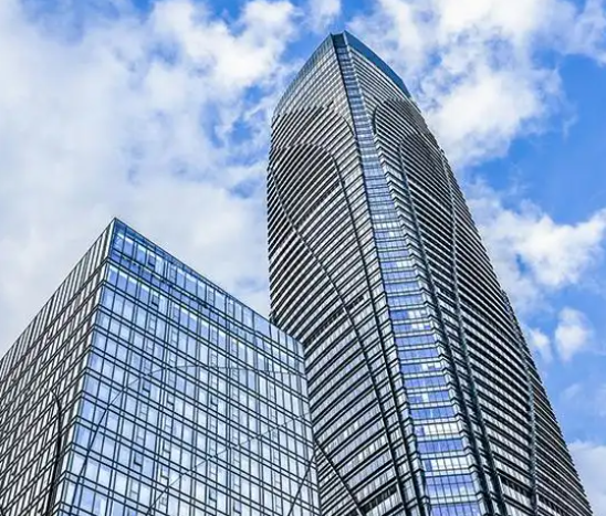 从面料到成衣：安达市盛多服装四季成衣零售的质量管控要点